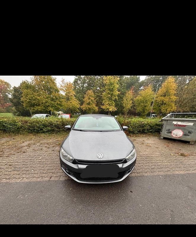 Grau Gebraucht 2013 VW Scirocco Edition Coupé | 8.900 € (Fairer Preis) - Bild 1/4