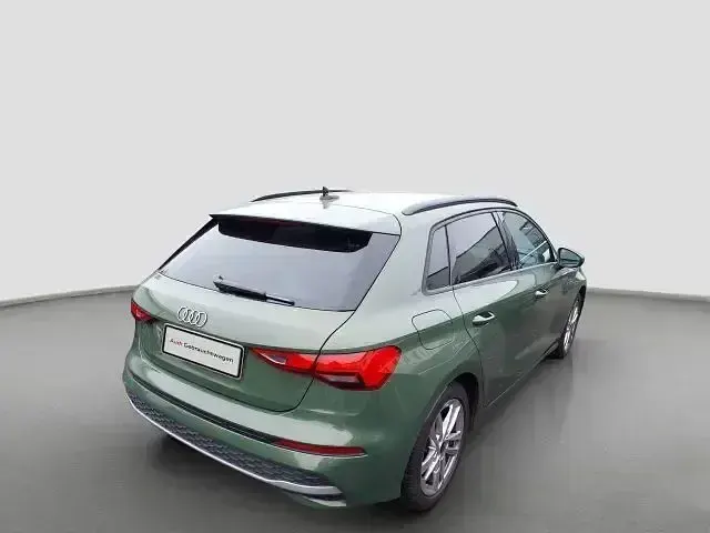 Gebraucht Audi A3 Ambiente 150 PS (110 kW) 2025 Distriktgrün metallic Limousine