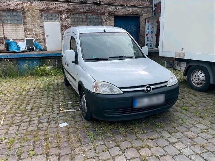 Usado Opel Combo 75 HP (55 kW) 2009 Branco Monovolume