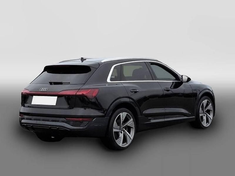 Gebraucht Audi Q8 e-tron S-Line 250 kW (340 PS) 2023 Schwarz SUV
