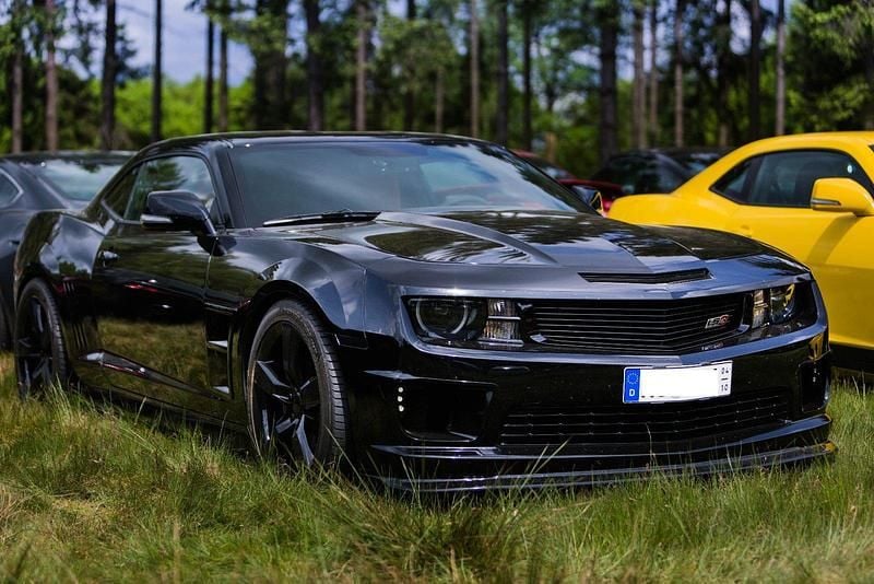 Schwarz Gebraucht 2012 Chevrolet Camaro Coupé | 28.500 € (Fairer Preis) - Bild 1/4