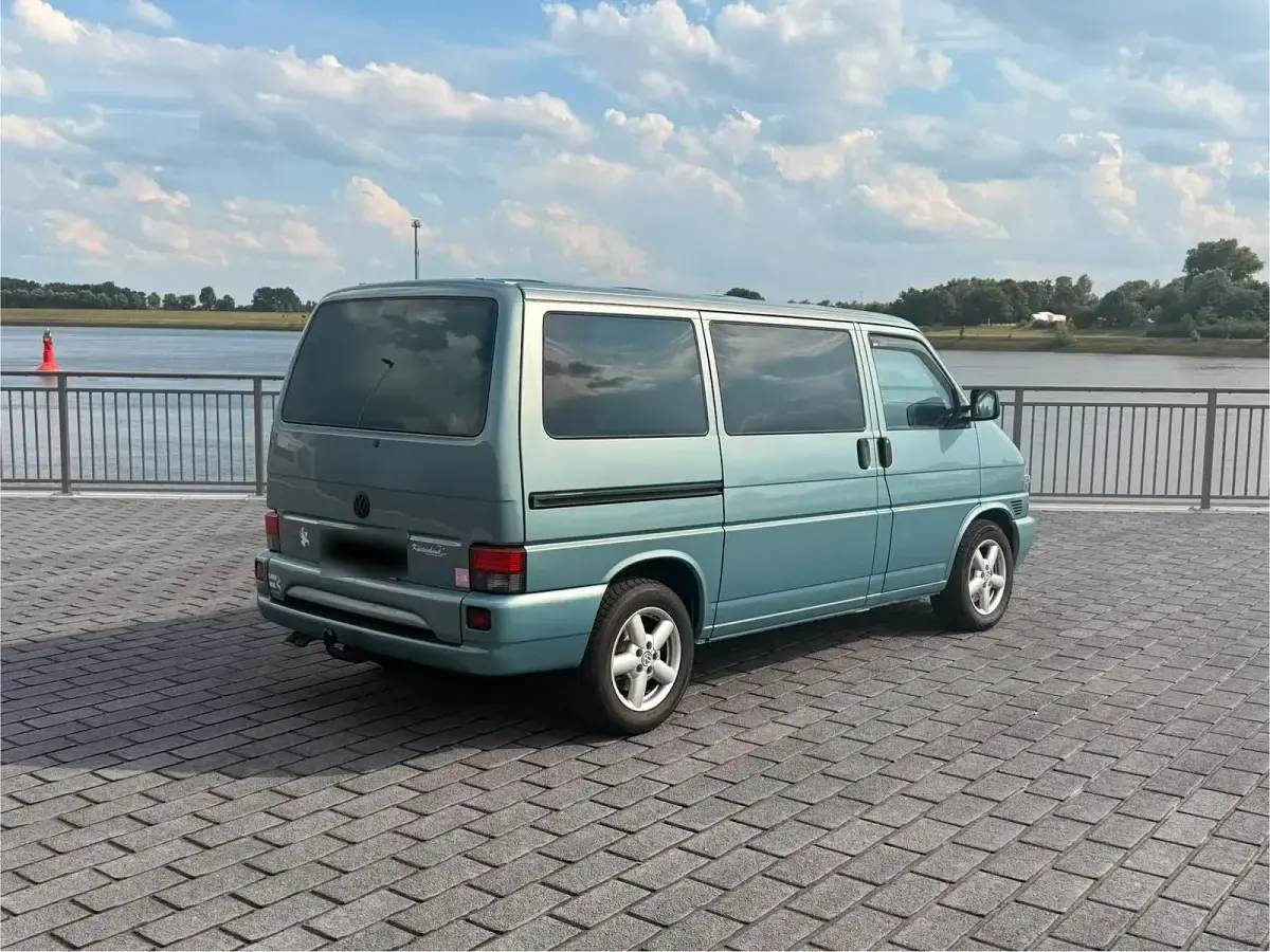 Gebraucht VW T4 151 PS (111 kW) 2003 Andere farben Van