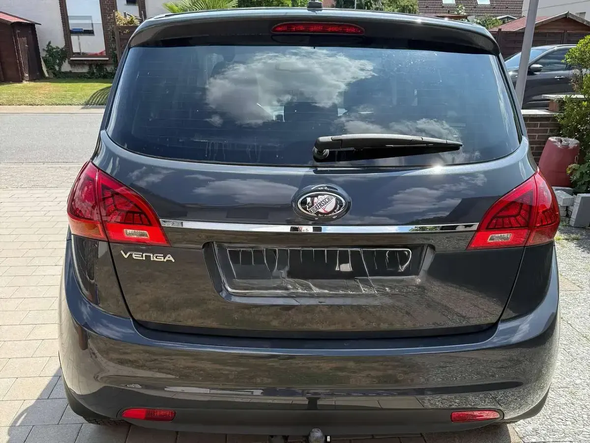Gebraucht Kia Venga Platinum Edition 125 PS (91 kW) 2019 Grau Kleinwagen