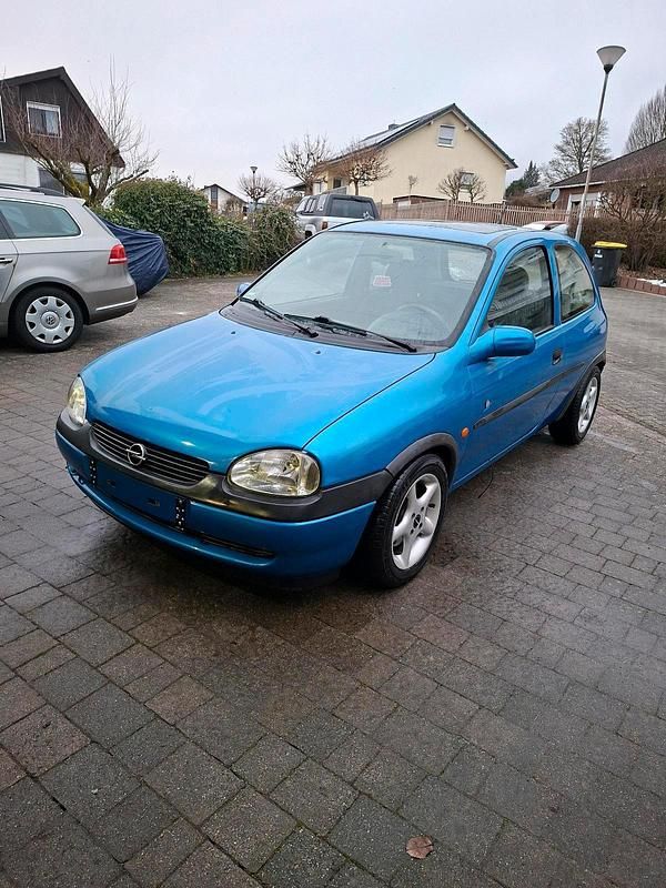 Gebraucht Opel Corsa Sport 106 PS (77 kW) 1998 Blau Kleinwagen