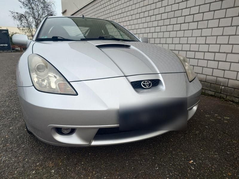 Gebraucht Toyota Celica 143 PS (105 kW) 2000 Silber Coupé