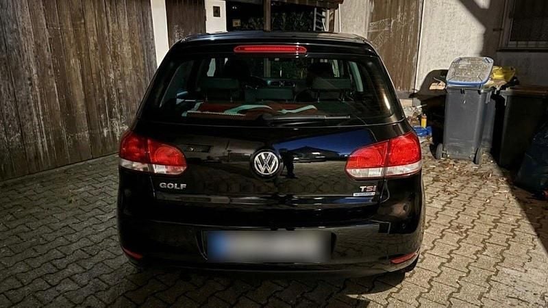 Gebraucht VW Golf 105 PS (77 kW) 2011 Schwarz Coupé