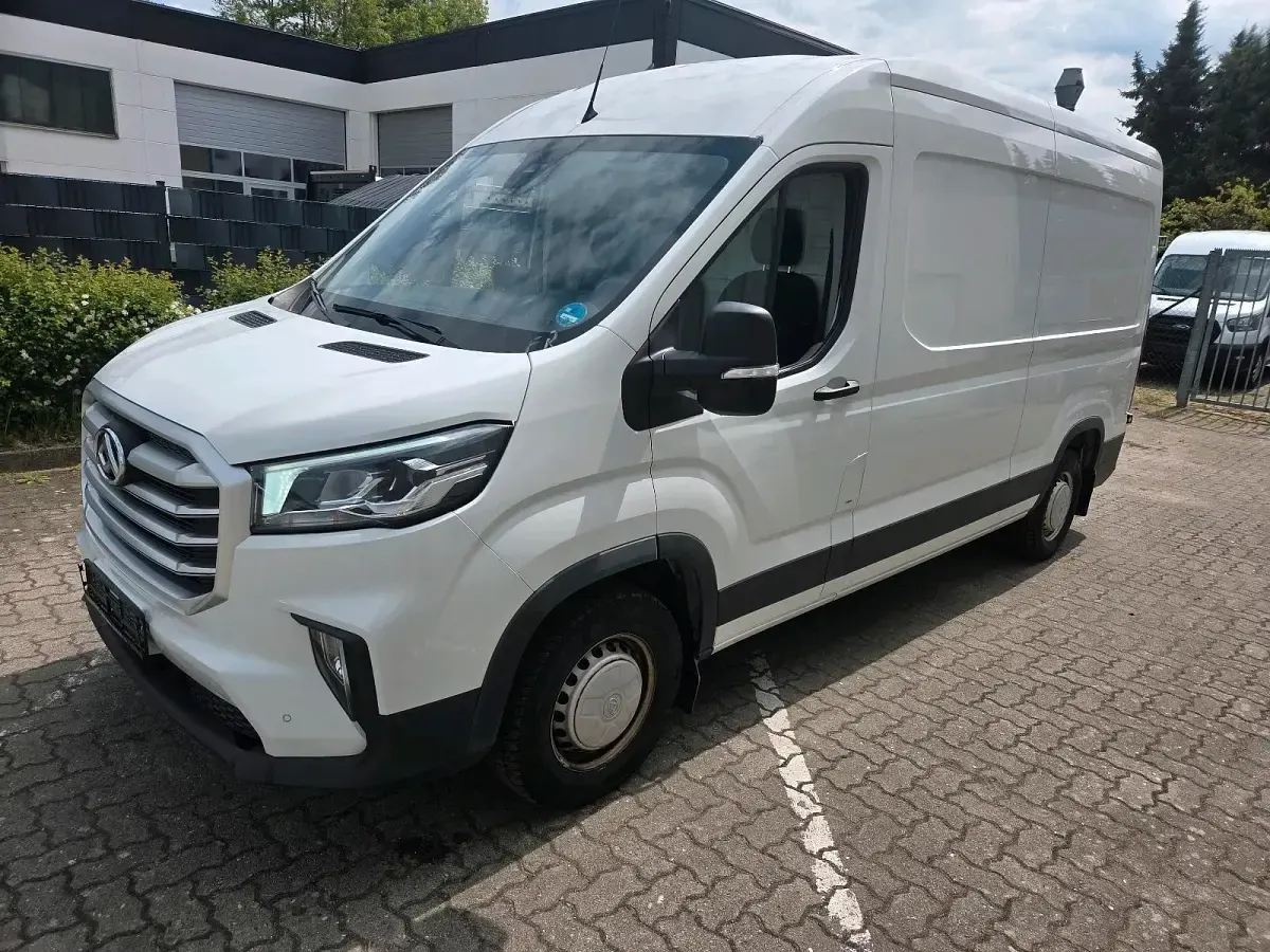 Gebraucht Maxus V90 143 PS (105 kW) 2023 Weiß Van