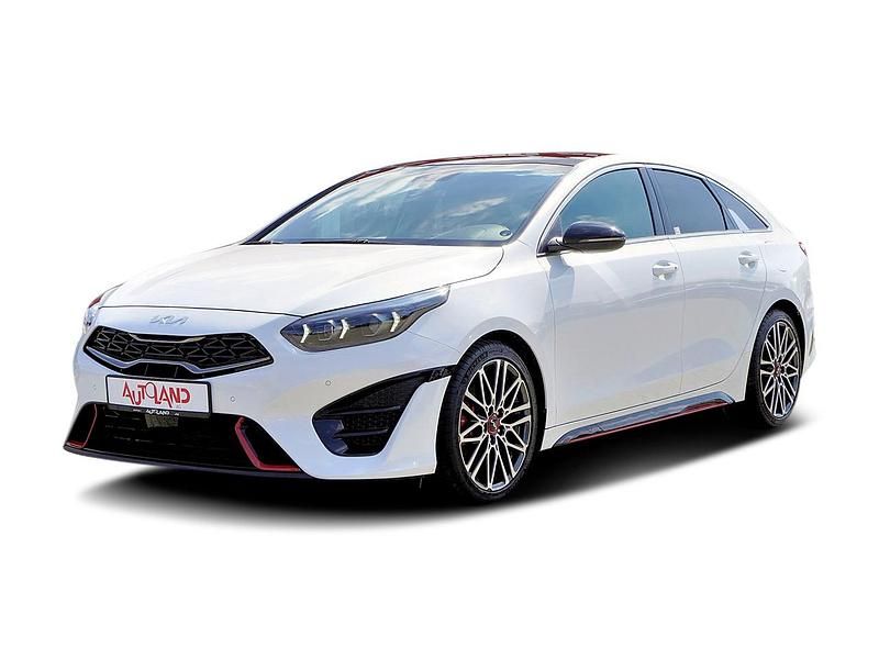Weiß Gebraucht 2024 Kia ProCeed 2 Kleinwagen | 30.950 € (Fairer Preis) - Bild 1/4