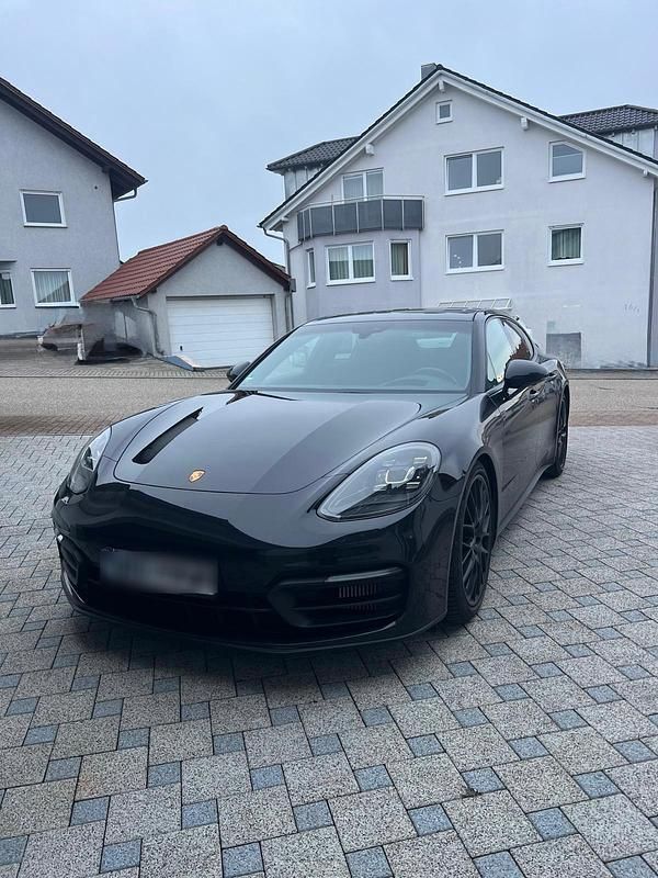 Gebraucht Porsche Panamera 330 PS (242 kW) 2022 Schwarz Limousine