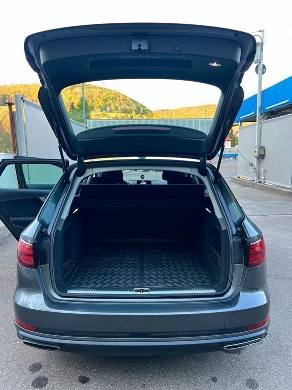 Grau Gebraucht 2019 Audi A4 Kombi | 17.500 € (Fairer Preis) - Bild 1/4