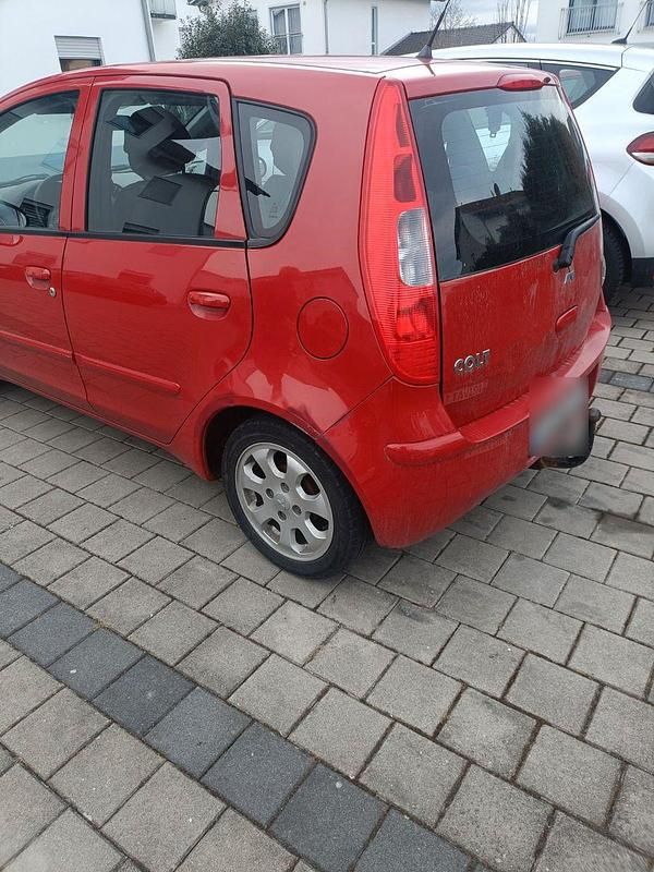 Gebraucht Mitsubishi Colt Motion 95 PS (69 kW) 2006 Rot Kleinwagen
