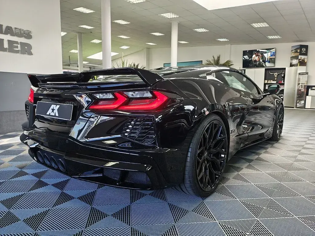 Second-hand Corvette C8 481 CP (353 kW) 2023 Negru Coupe