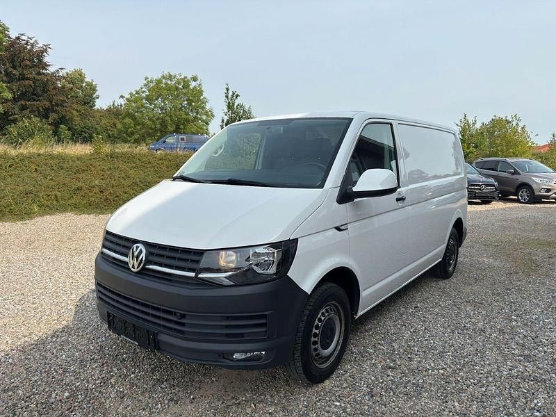 Gebraucht VW Transporter 150 PS (110 kW) 2019 Weiß Van