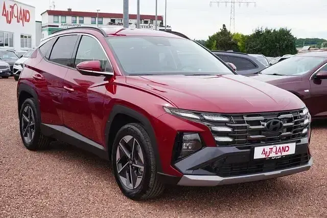 Neu Hyundai Tucson 150 PS (110 kW) 2026 Rot SUV