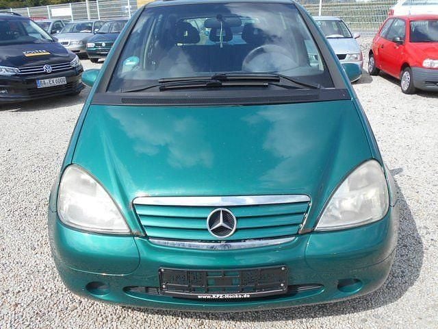 Gebraucht Mercedes A140 82 PS (60 kW) 1999 Grün metallic Limousine