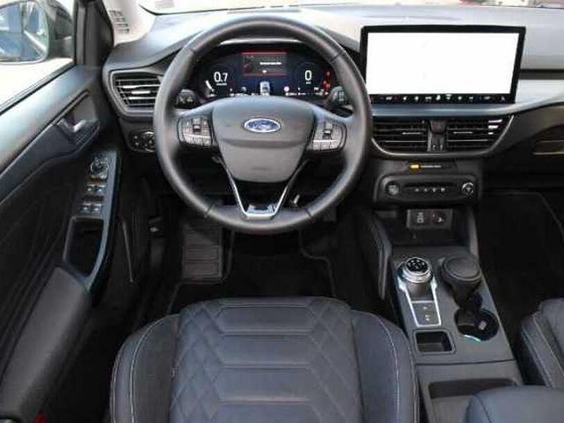 Gebraucht Ford Focus Active 116 PS (85 kW) 2024 Schwarz Limousine