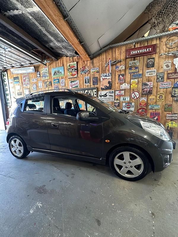Gebraucht Chevrolet Spark 82 PS (60 kW) 2010 Braun Kleinwagen