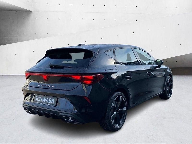 Neu Cupra Leon 150 PS (110 kW) 2026 Schwarz Limousine