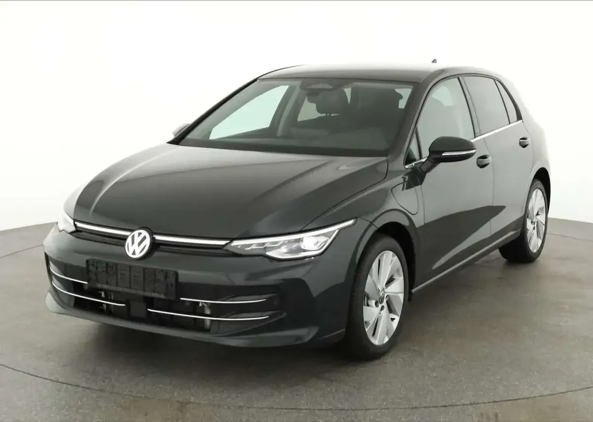 Neu VW Golf VIII Edition 204 PS (150 kW) 2025 Mondsteingrau Limousine