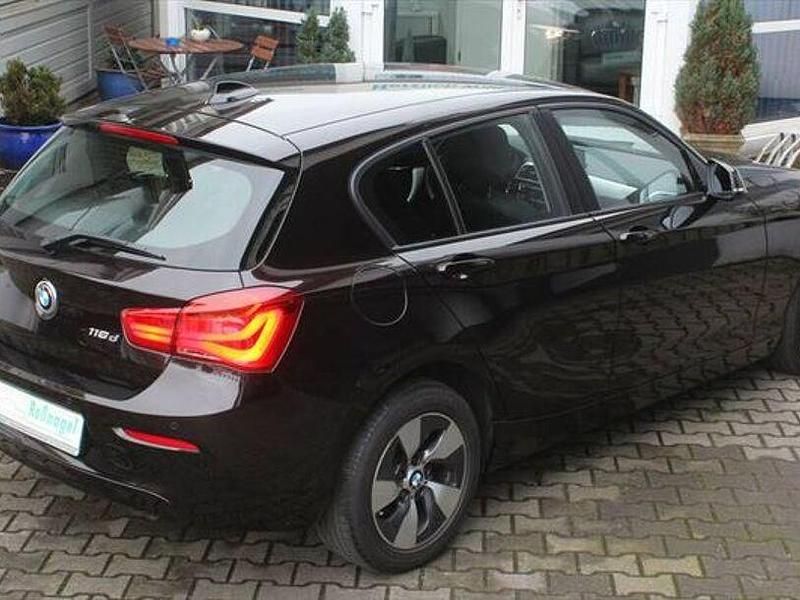 Gebraucht BMW 116 Advantage 116 PS (85 kW) 2018 Braun Kleinwagen