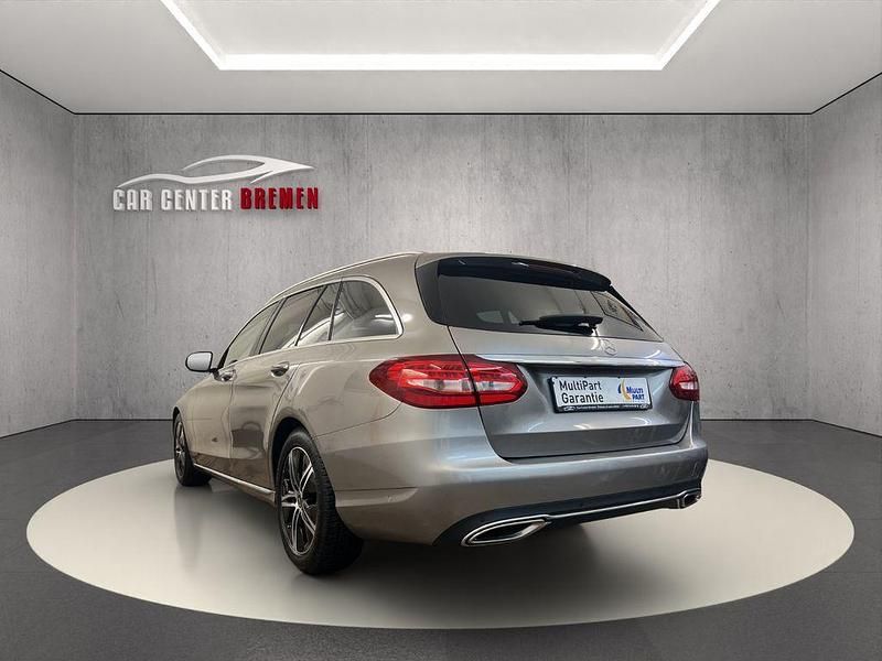 Gebraucht Mercedes C300e Avantgarde 258 PS (189 kW) 2019 Silber Limousine