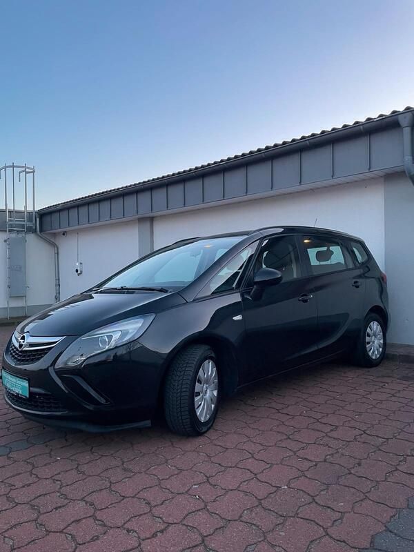 Schwarz Gebraucht 2014 Opel Zafira Tourer Van / Kleinbus | 8.200 € (Fairer Preis) - Bild 1/4