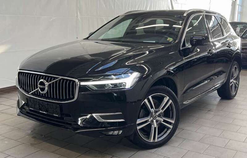 Schwarz Gebraucht 2021 Volvo XC60 Inscription SUV | 27.999 € - Bild 1/4