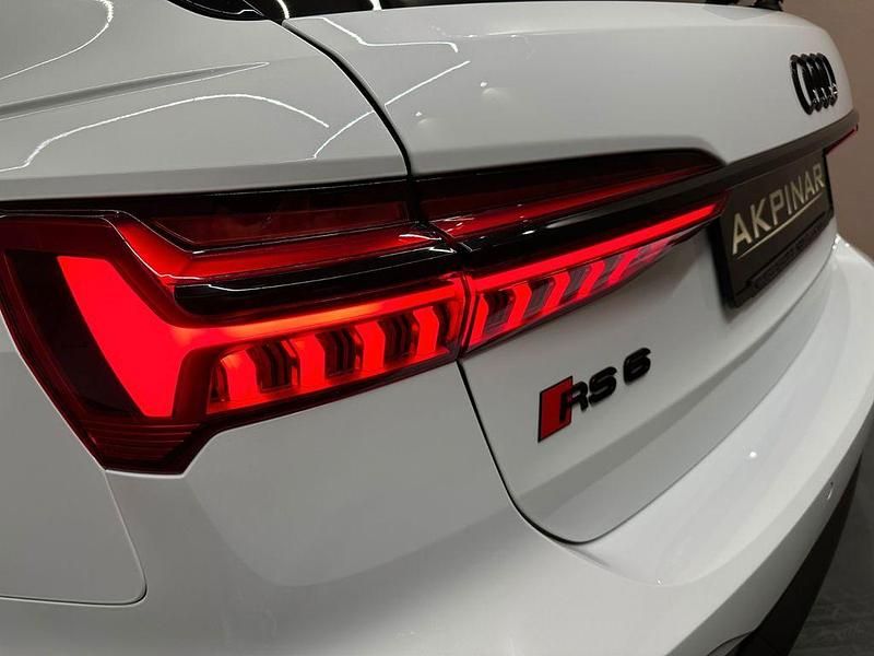 Gebraucht Audi RS6 600 PS (441 kW) 2024 Gletscherweiss Kombi