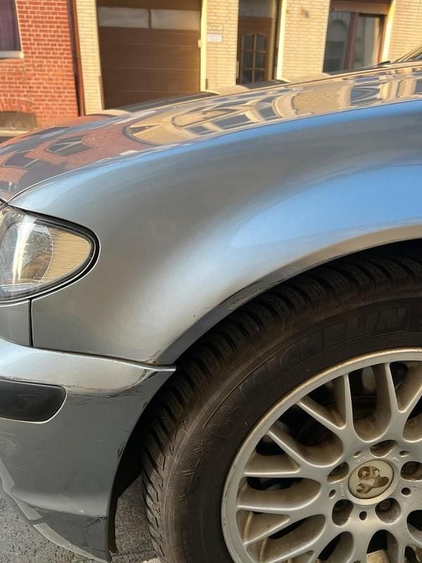 Gebraucht BMW 325 192 PS (141 kW) 2003 Silber Limousine