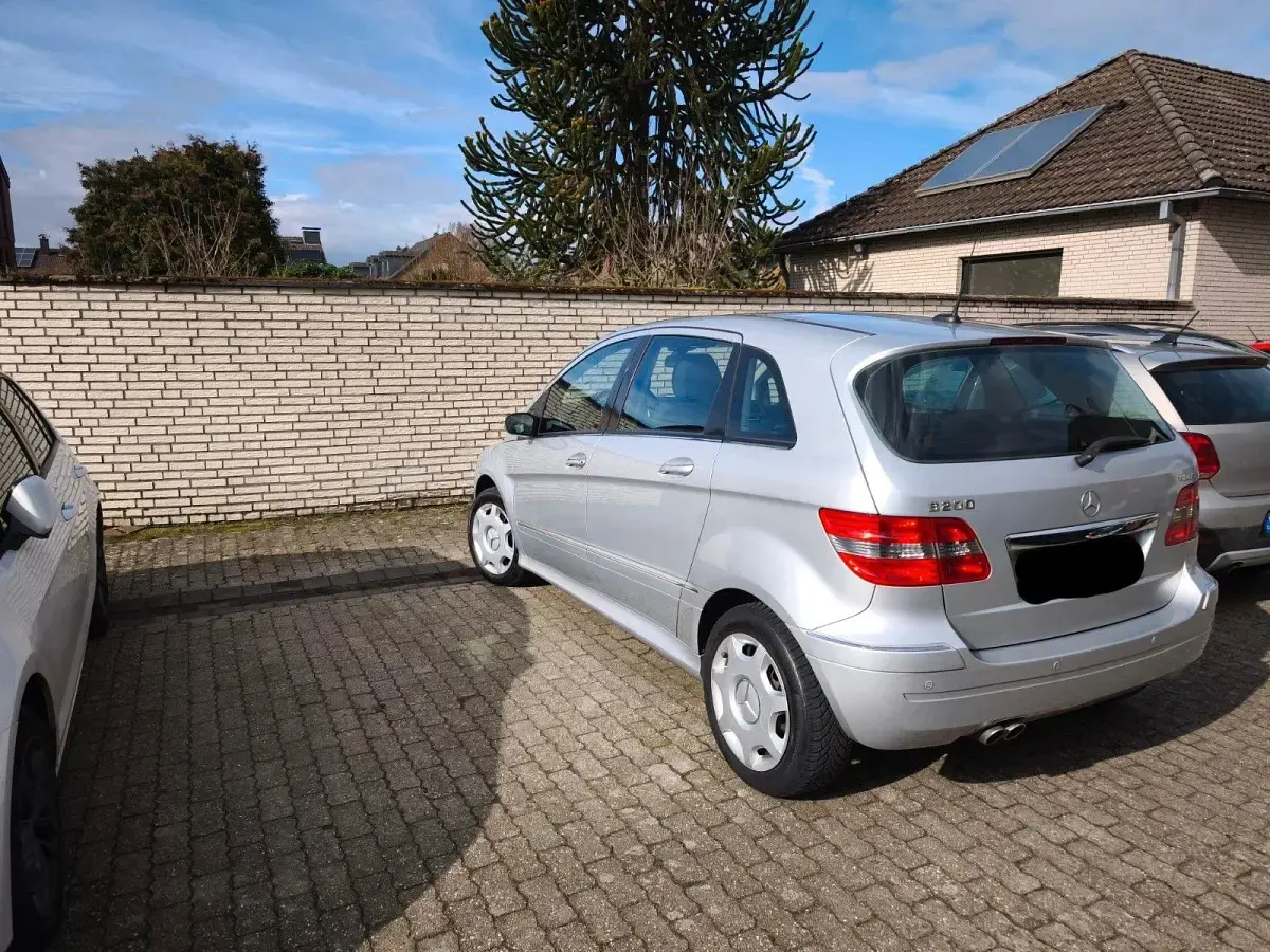 Używany Mercedes B200 193 KM (141 kW) 2007 Srebrny Minivan