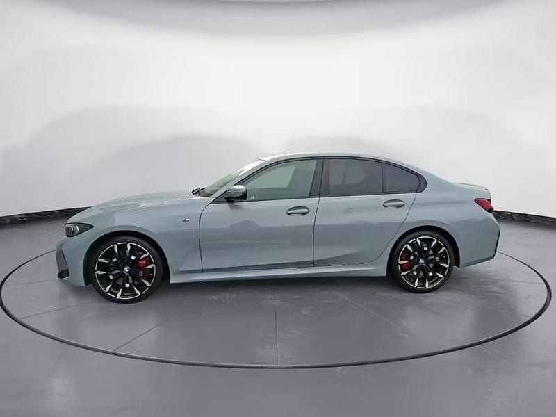 Second-hand BMW 320 Performance 190 CP (139 kW) 2025 Gri Berlinǎ