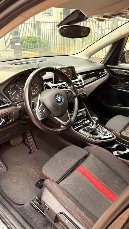 Gebraucht BMW 220 Sport Line 190 PS (139 kW) 2015 Schwarz Kombi