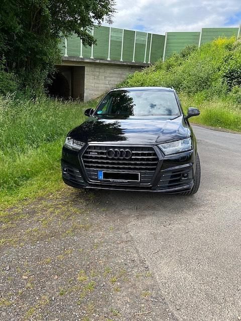 Gebraucht Audi Q7 Ambiente 286 PS (210 kW) 2019 Schwarz SUV
