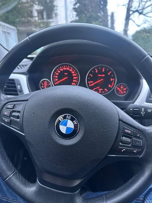 Gebraucht BMW 318 143 PS (105 kW) 2014 Weiß Kombi