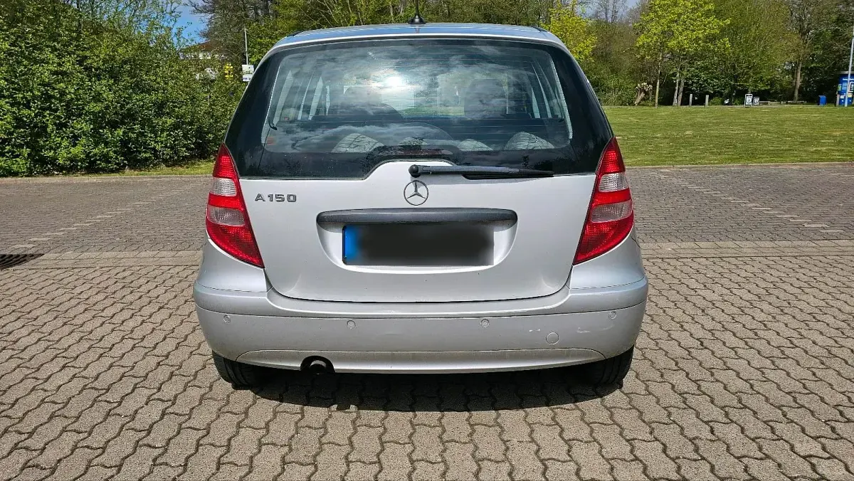 Gebraucht Mercedes A150 95 PS (69 kW) 2005 Silber Limousine