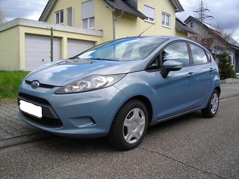 Gebraucht Ford Fiesta 82 PS (60 kW) 2010 Blau Kleinwagen