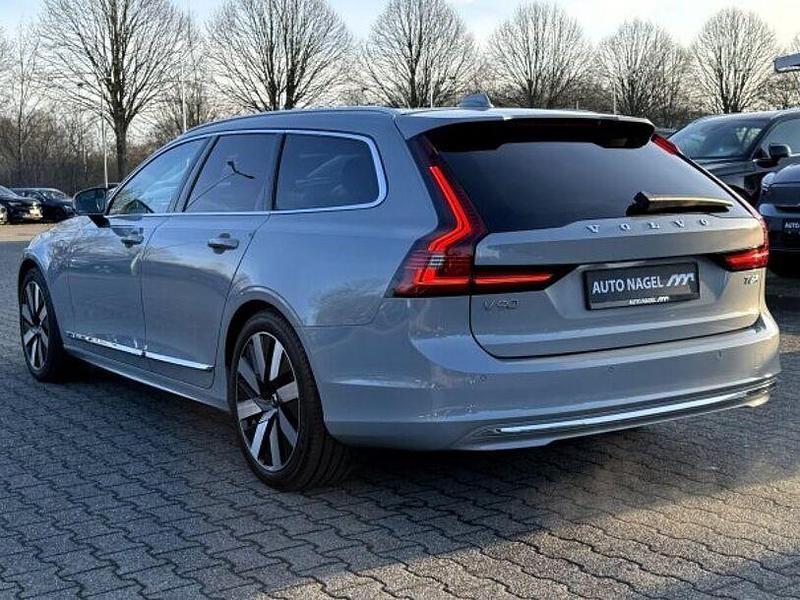 Gebraucht Volvo V90 Core 398 PS (292 kW) 2025 Grau Kombi