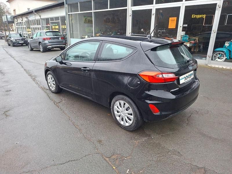 Gebraucht Ford Fiesta Trend 75 PS (55 kW) 2022 Schwarz Kleinwagen