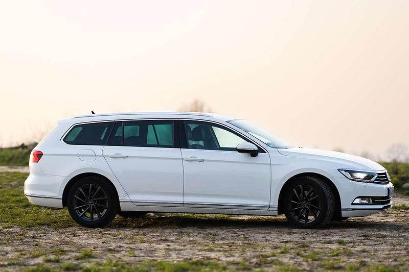 Gebraucht VW Passat Highline 150 PS (110 kW) 2019 Weiß Kombi