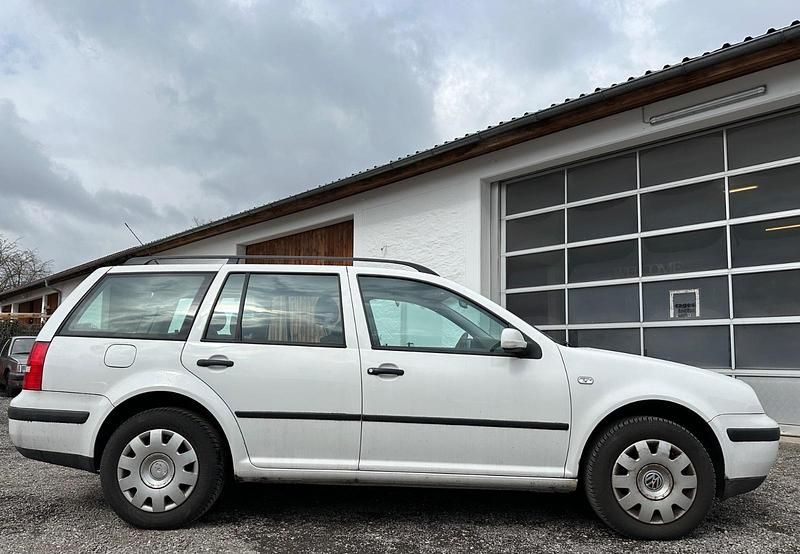 Gebraucht VW Golf IV 75 PS (55 kW) 2003 Weiß Kombi