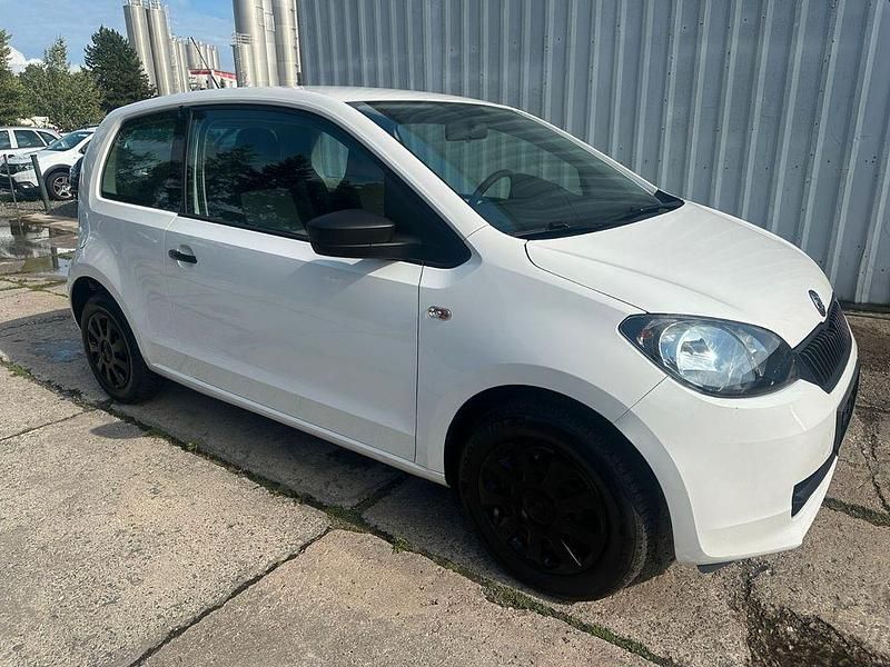 Gebraucht Skoda Citigo Active 60 PS (44 kW) 2013 Weiß Kleinwagen