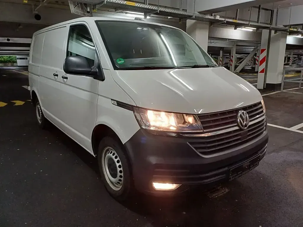Używany VW Transporter 150 KM (110 kW) 2021 Biały Van