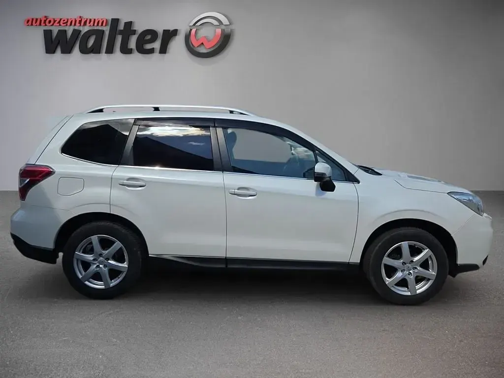 Gebraucht Subaru Forester Comfort 150 PS (110 kW) 2015 Weiß SUV