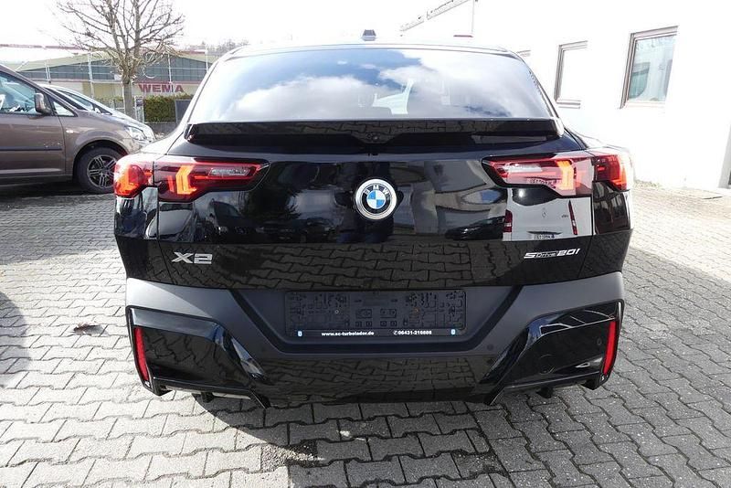 Gebraucht BMW X2 156 PS (114 kW) 2024 Schwarz SUV