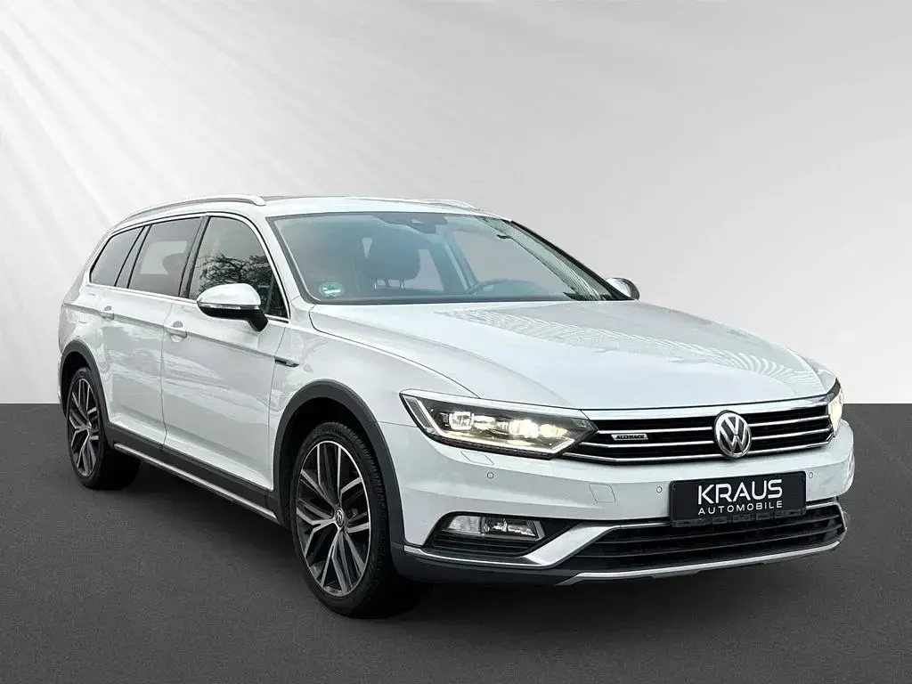 Gebraucht VW Passat Alltrack 190 PS (139 kW) 2017 Weiß Kombi