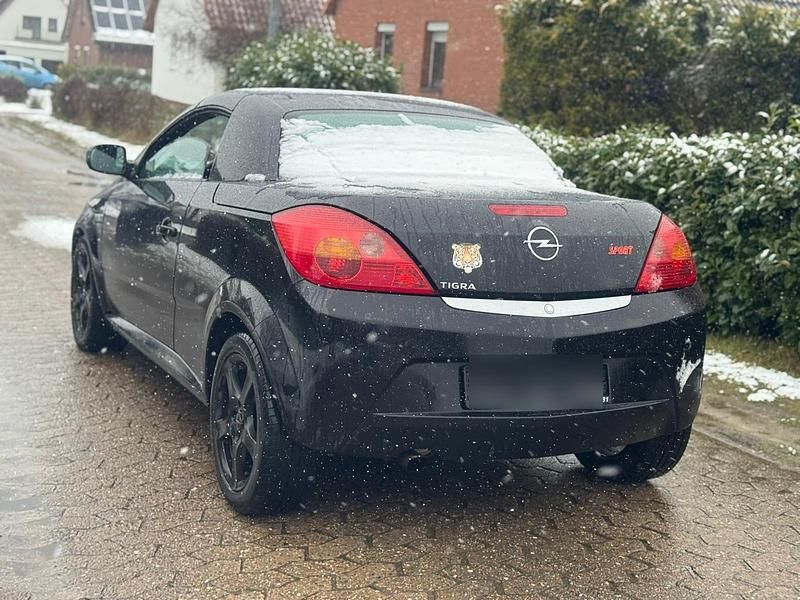Gebraucht Opel Tigra Sport 90 PS (66 kW) 2005 Cabrio