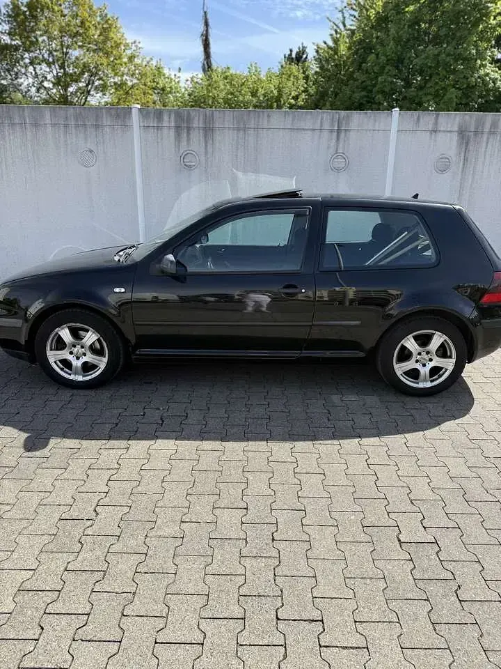 Gebraucht VW Golf IV Edition 90 PS (66 kW) 2000 Schwarz Limousine