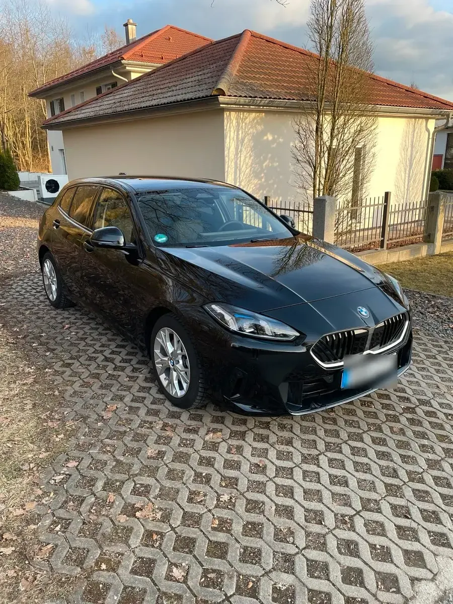 Gebraucht BMW 120 170 PS (125 kW) 2025 Schwarz Kleinwagen
