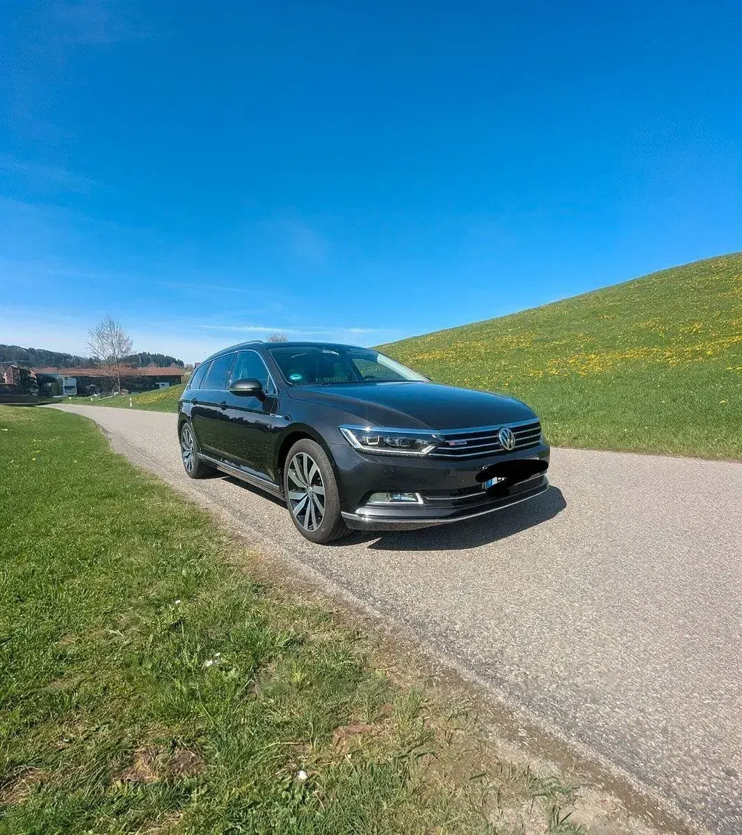 Gebraucht VW Passat Highline 239 PS (175 kW) 2018 Schwarz Kombi