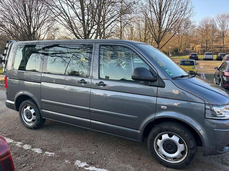 Gebraucht VW T5 179 PS (131 kW) 2015 Grau Van